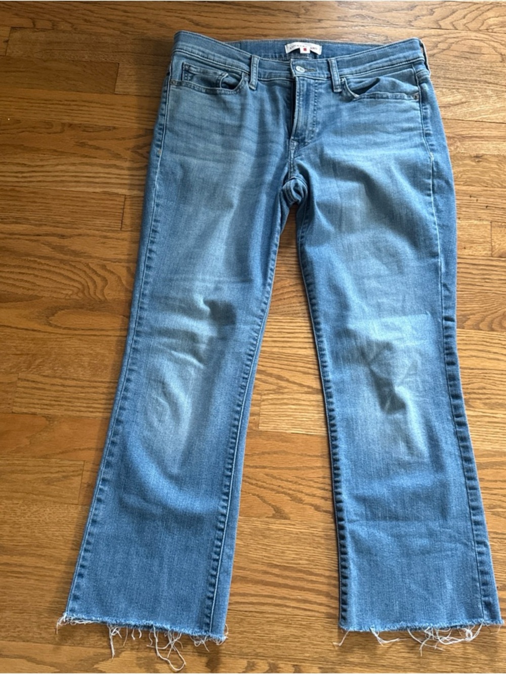 Lucky Brand Crop jeans women Sz 8 Mid Rise boot, light wash, 26” inseam